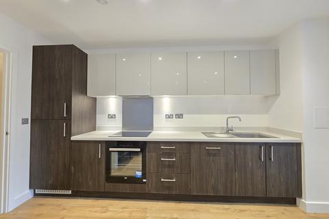 2 bedroom flat to rent, Alpini Road, London, NW9