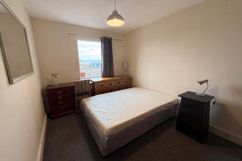 2 bedroom apartment to rent, Falcon Drive, Cardiff, CF10