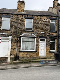 2 bedroom terraced house to rent, Cowley Road, Leeds, LS13