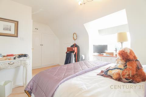 3 bedroom terraced house to rent, Church Road, LONDON SW19