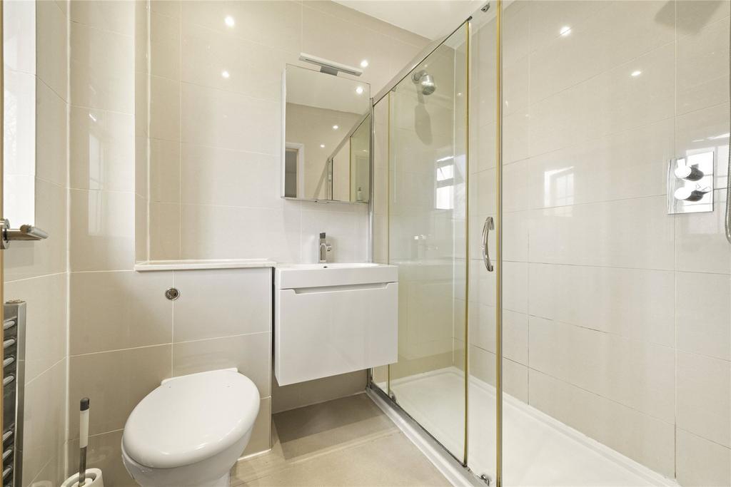 En Suite Shower