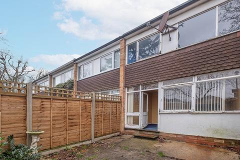 undefined, Edward Close, Hampton, TW12