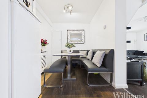 2 bedroom terraced house for sale, Oxford Road, Aylesbury HP19