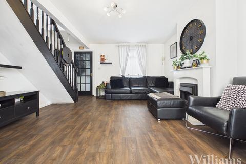 2 bedroom terraced house for sale, Oxford Road, Aylesbury HP19