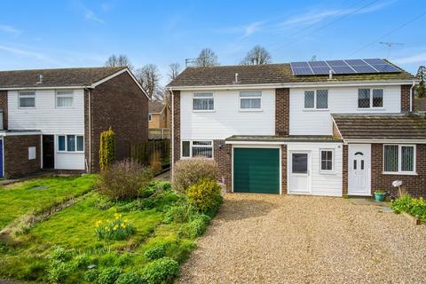 undefined, Church Close, Roydon, Diss