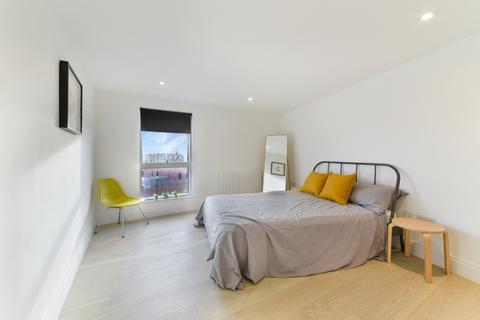 undefined, Beadnell Road London SE23