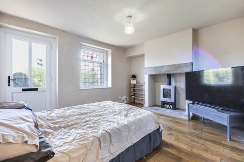 undefined, New Road Side, Rawdon, Leeds, West Yorkshire, LS19