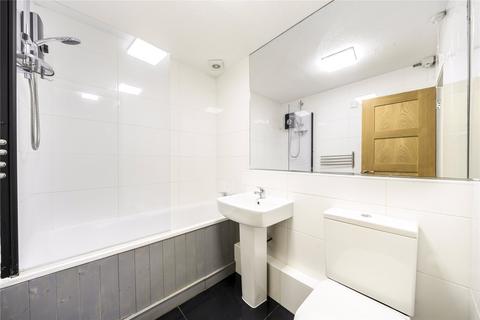 2 bedroom flat to rent, Deptford Church Street, London, SE8
