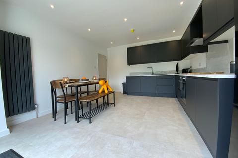undefined, West Wycombe Road, High Wycombe, HP12