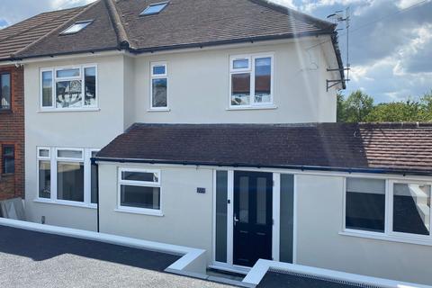 undefined, West Wycombe Road, High Wycombe, HP12