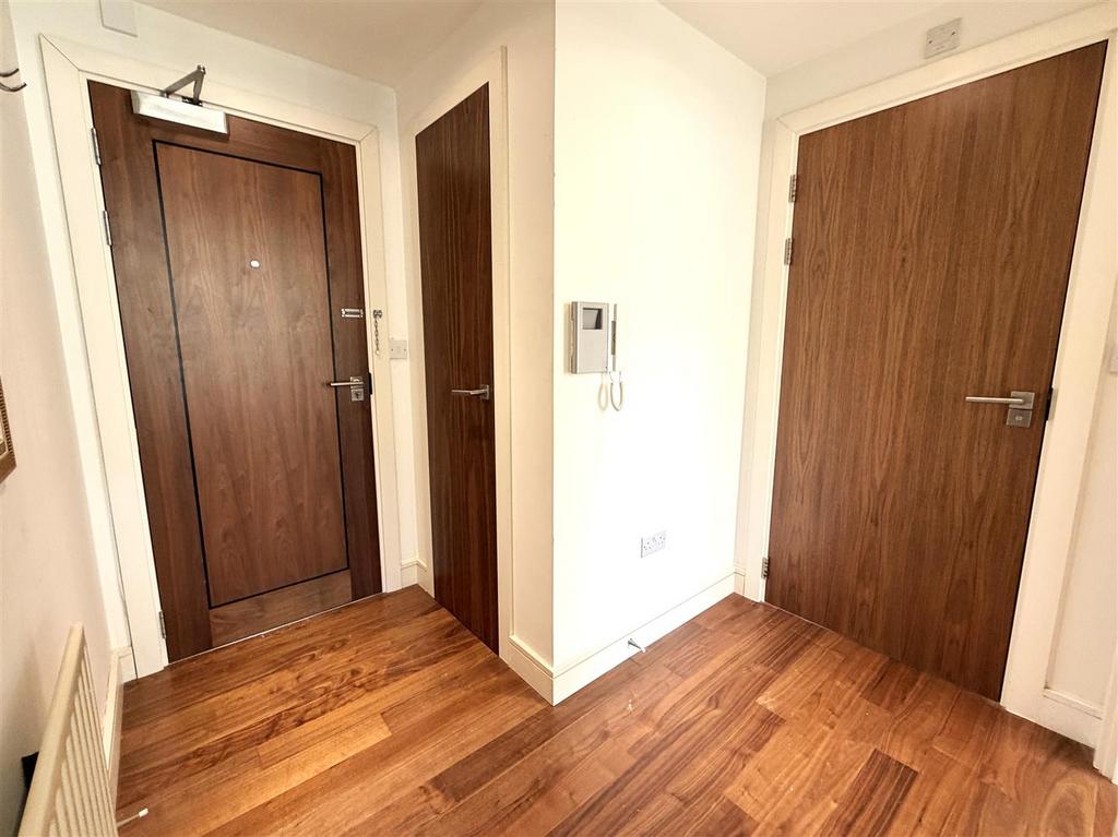 Hallway c.JPG