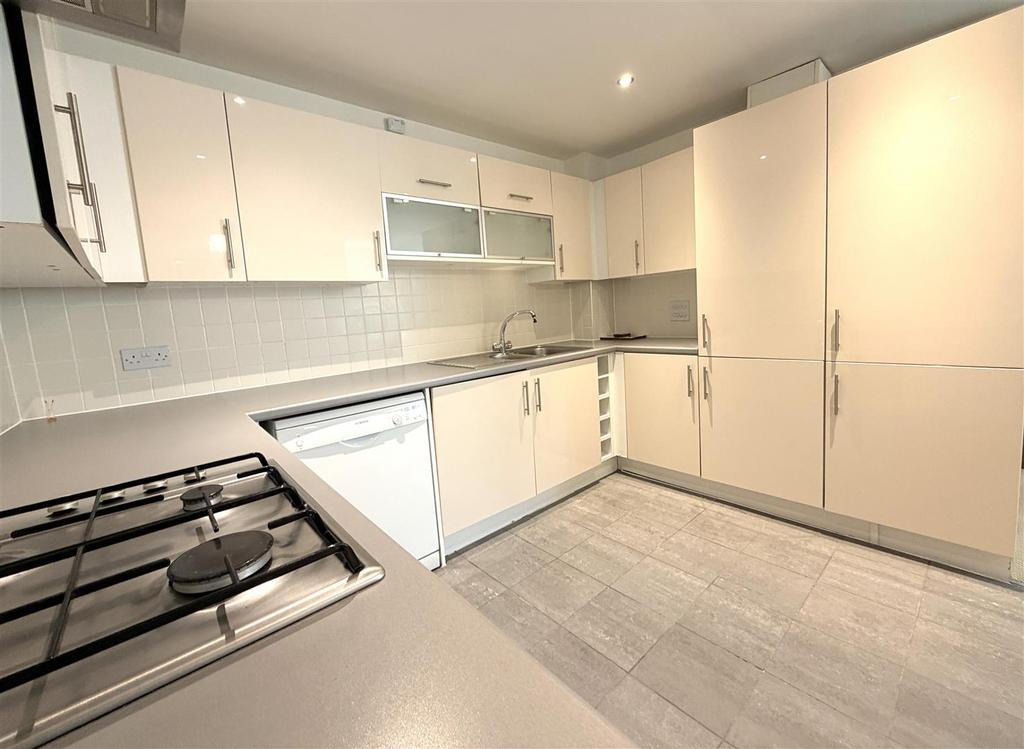 Kitchen.JPG