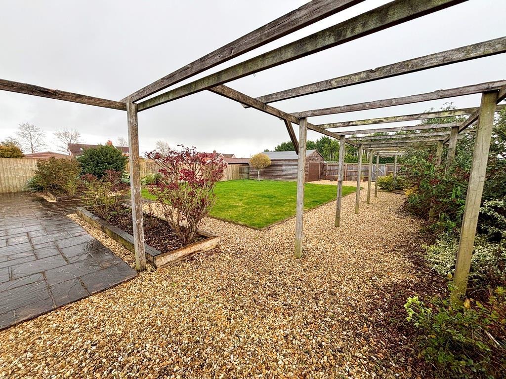 Pergola.JPG