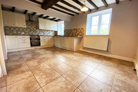 4 bedroom semi-detached house to rent, LL13 0SL