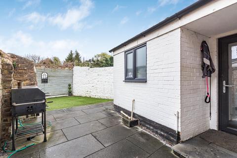 2 bedroom end of terrace house for sale, Cambridge Street, Godmanchester, Cambridgeshire.