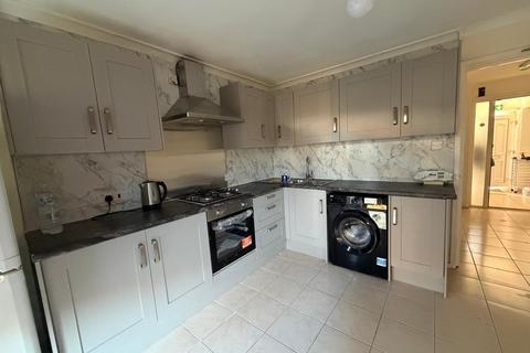 undefined, London SE25