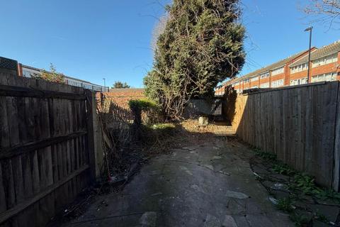 undefined, London SE25
