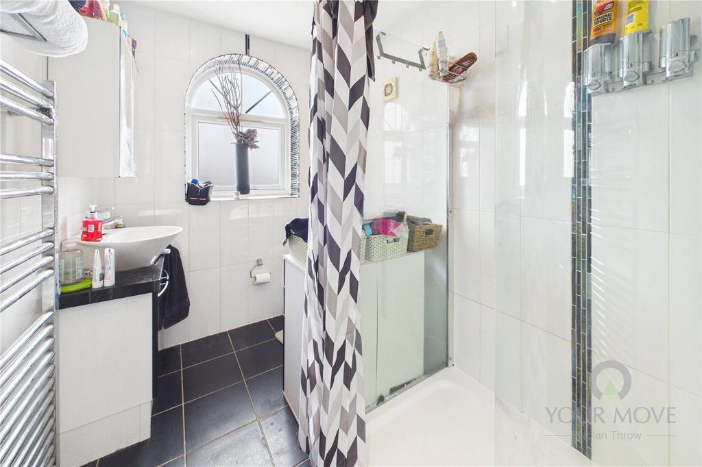 Ensuite