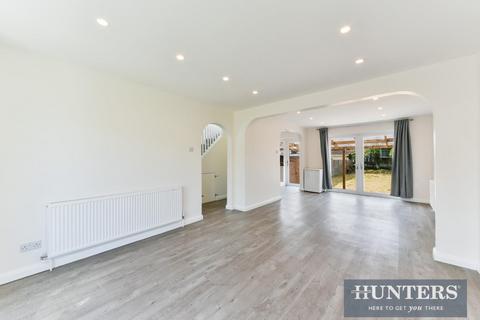 undefined, Westway, Heston , TW5 0JD