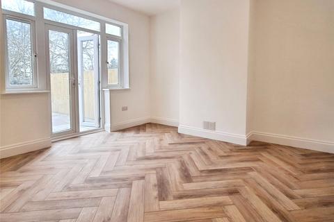 3 bedroom semi-detached house to rent, Park Lane, Harrow, HA2