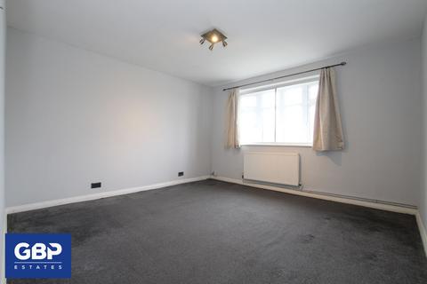 undefined, Station Road, Gidea Park, RM2