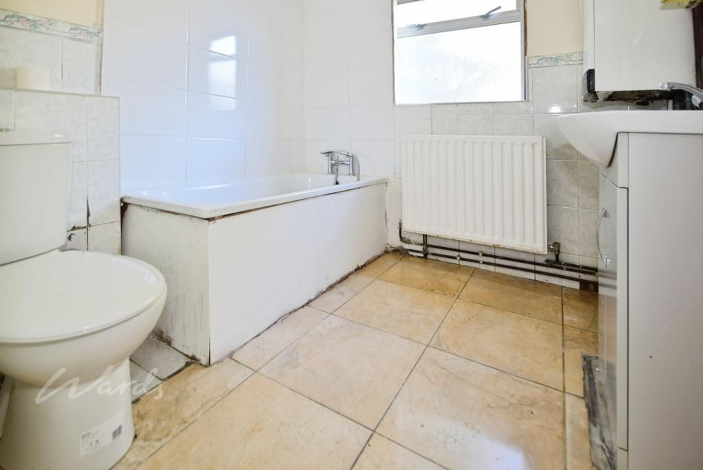 Jeffrey bathroom