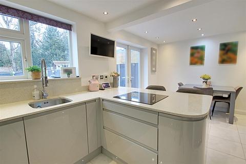 4 bedroom terraced house for sale, Hamilton Road, Hunton Bridge, Kings Langley
