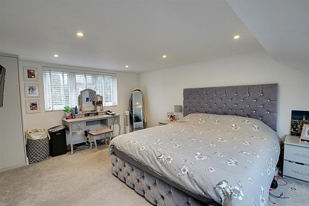 Main Bedroom.jpg