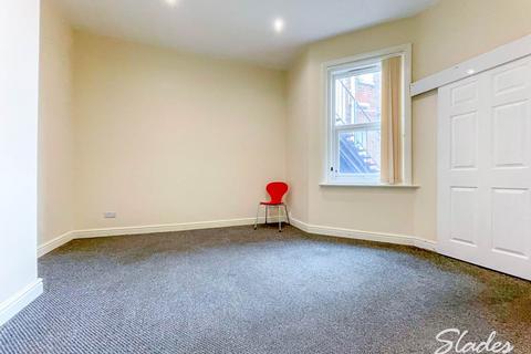 4 bedroom apartment to rent, Seabourne Road , Southbourne , Bournemouth