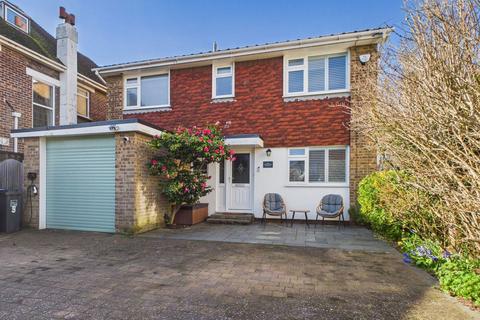 undefined, Wallace Avenue, Worthing, BN11