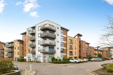 undefined, Commonwealth Drive, Crawley
