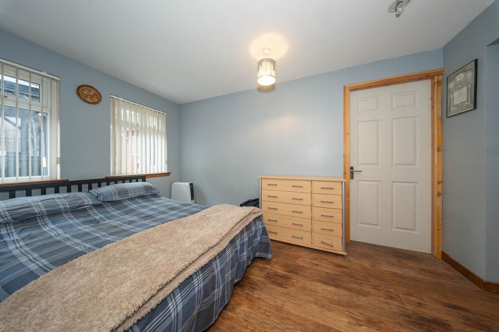 Bedroom/Family Room