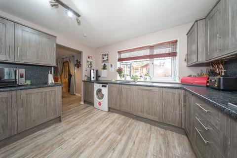 undefined, Deanswood Park, Livingston EH54