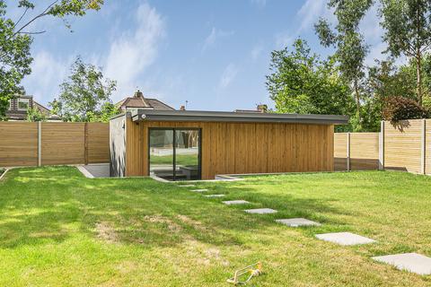 5 bedroom house for sale, Waterfall Road, Southgate, N14