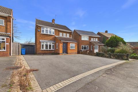 Cadgwith Drive, Derby, Derbyshire, DE22 2AE