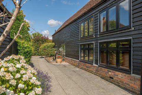 undefined, Flaunden Lane, Bovingdon, HP3