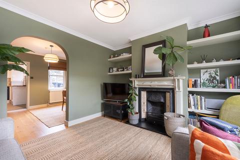 2 bedroom end of terrace house for sale, Brook Street, Tring