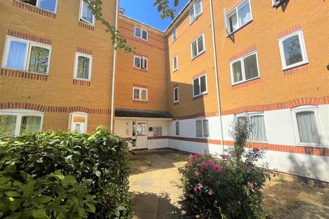 Ascot Court, Aldershot GU11