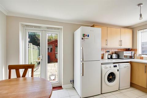2 bedroom end of terrace house for sale, The Martlets, Sompting, Lancing, West Sussex, BN15 9SS