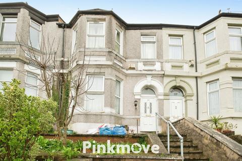 5 bedroom detached house for sale, Risca Road, Newport NP20