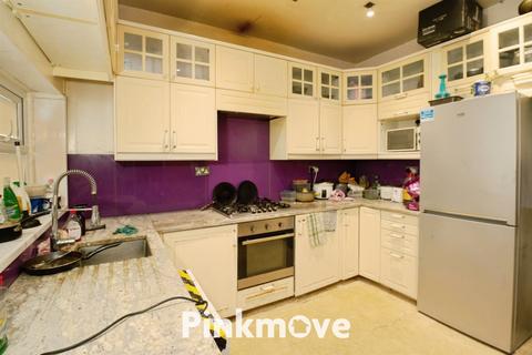 5 bedroom detached house for sale, Risca Road, Newport NP20