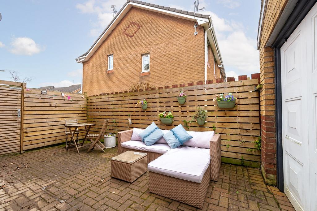 Side Garden Area