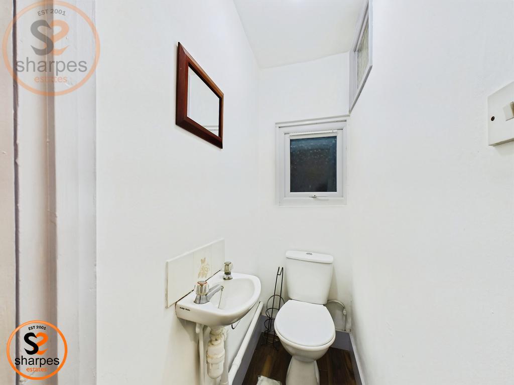 Ceb4f1f0-listing 850034 0010 074361f5