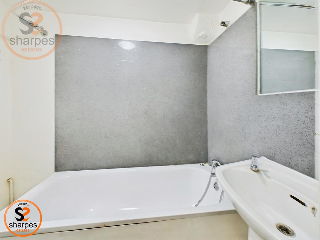 Ddd103c5-listing 850034 0009 d2fe104d