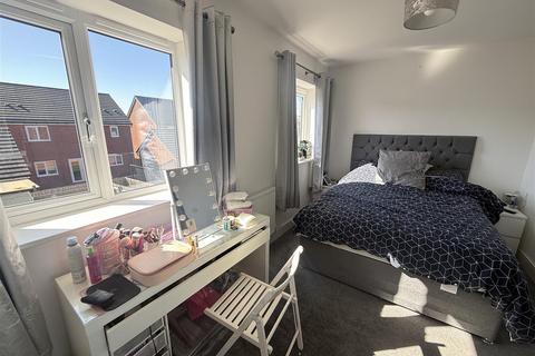 undefined, Skylark Drive, Burton-On-Trent DE14