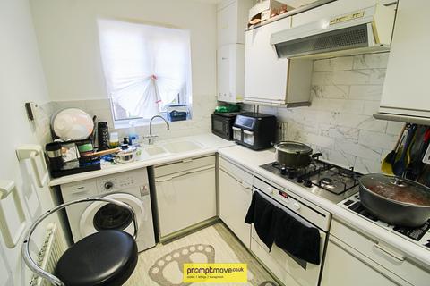 undefined, Heron Drive Luton LU2 7LZ