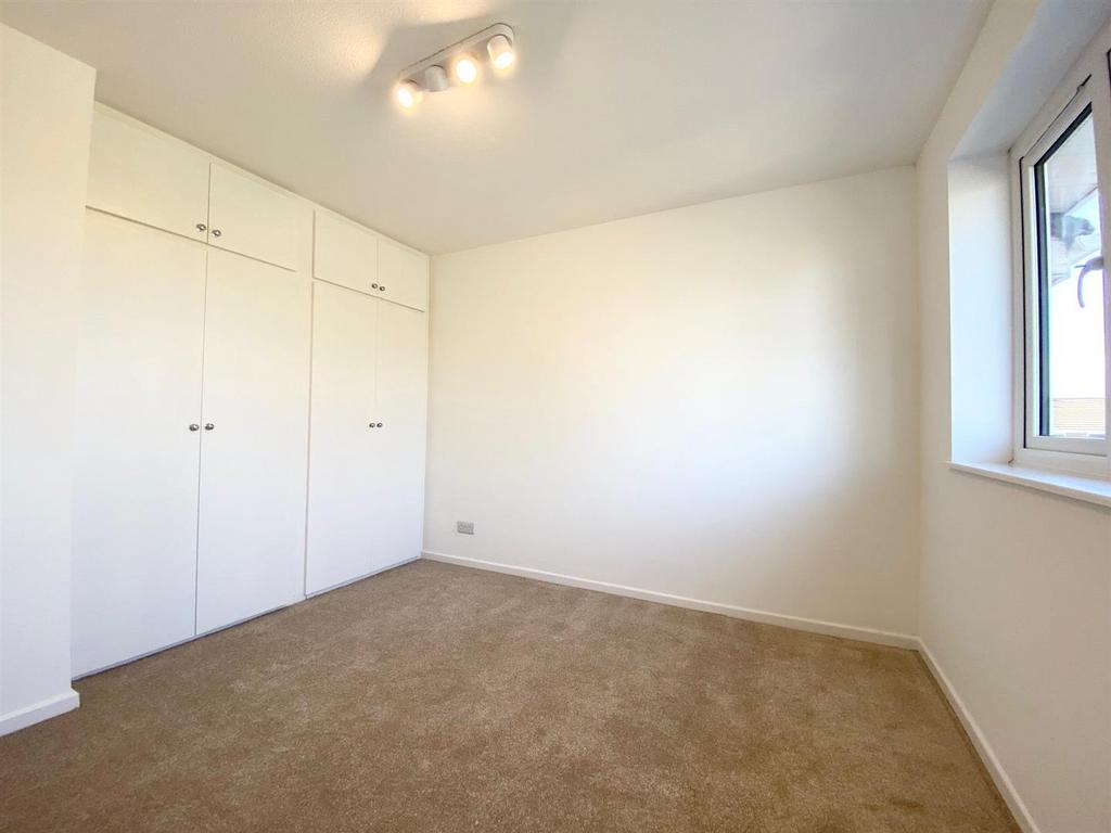 Bedroom 2.jpg