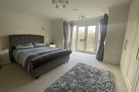 4 bedroom detached house for sale, Hen Felin, Ammanford SA18