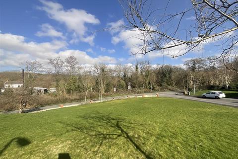 4 bedroom detached house for sale, Hen Felin, Ammanford SA18