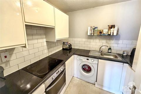 2 bedroom apartment for sale, Tarn Howes Close, Berkshire RG19